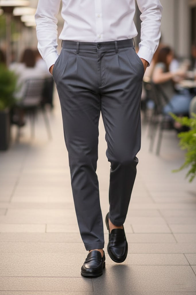 Men’s classic chino pants