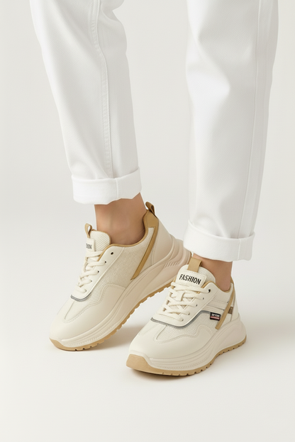 Women’s white sneakers