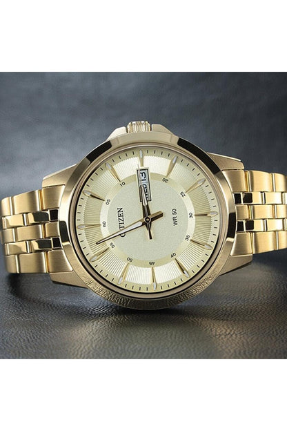 Men's Quartz Watch, Analog Display And Stainless Steel Strap