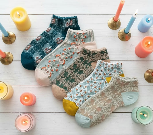 Women’s Embroidered Low-Cut Socks – 5-Pairs
