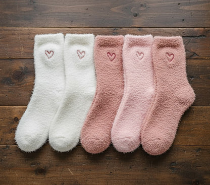 Women’s Fluffy Heart Socks – 3-Pairs