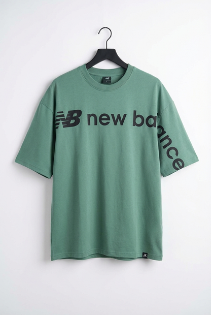 Men’s (New Balance) Oversized T-Shirt