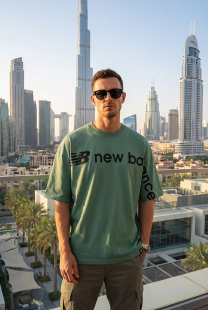 Men’s (New Balance) Oversized T-Shirt